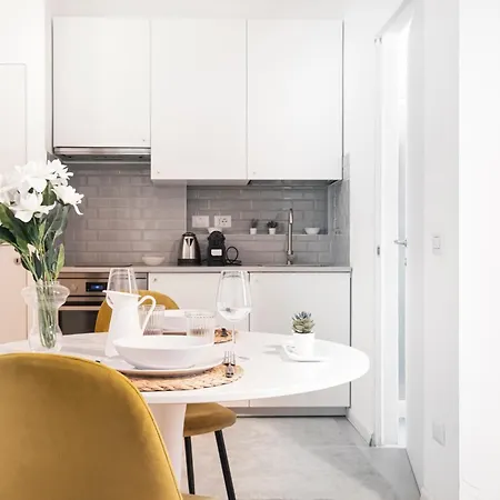 Gorgeous Flat In The Design District Daire Milano
